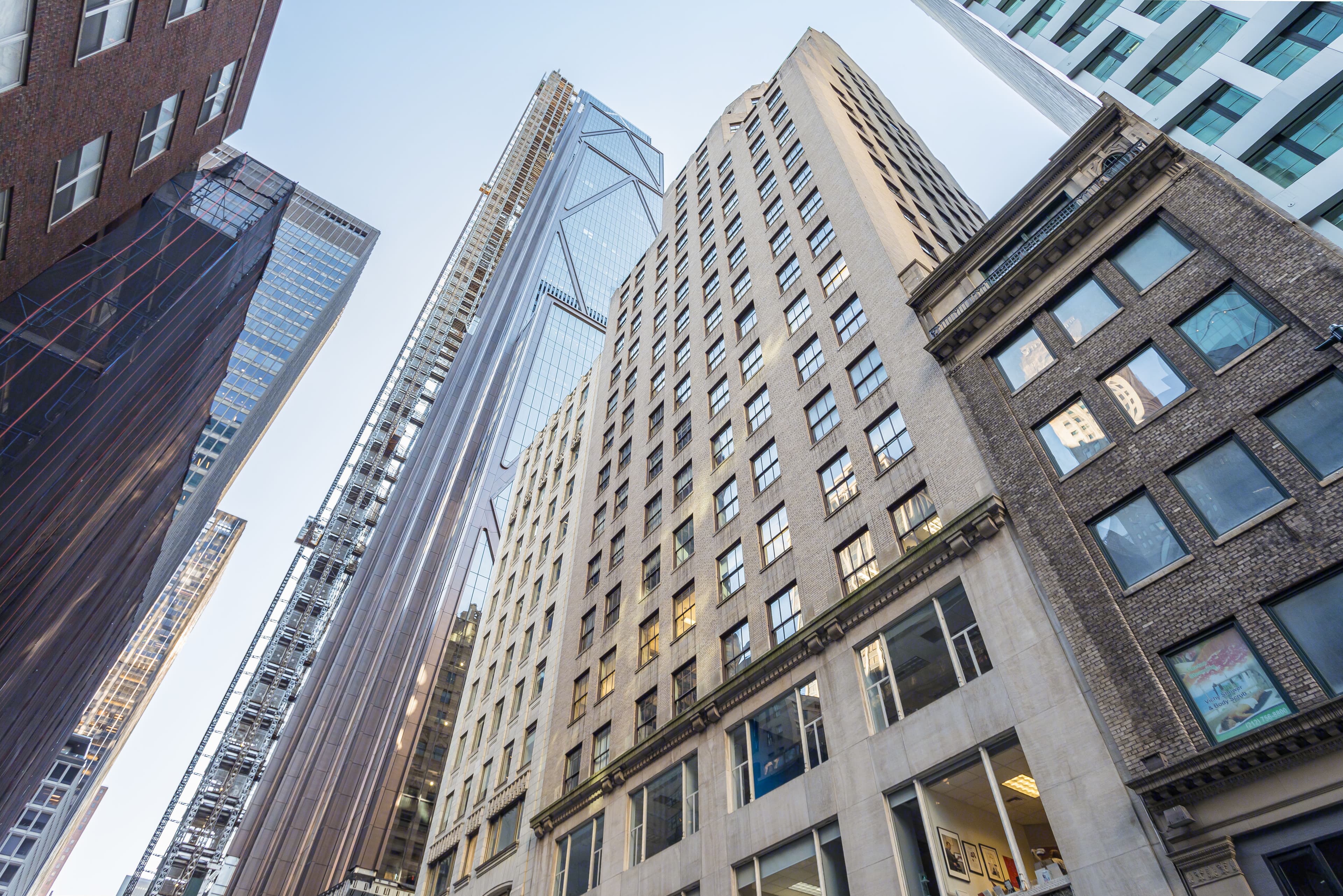 18 East 48th Street exterior